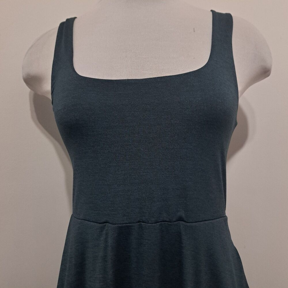 Quince Flowknit  Ultra Soft Fit & Flare Boho Summer Chic Midi Dress Medium Navy - Picture 9 of 11